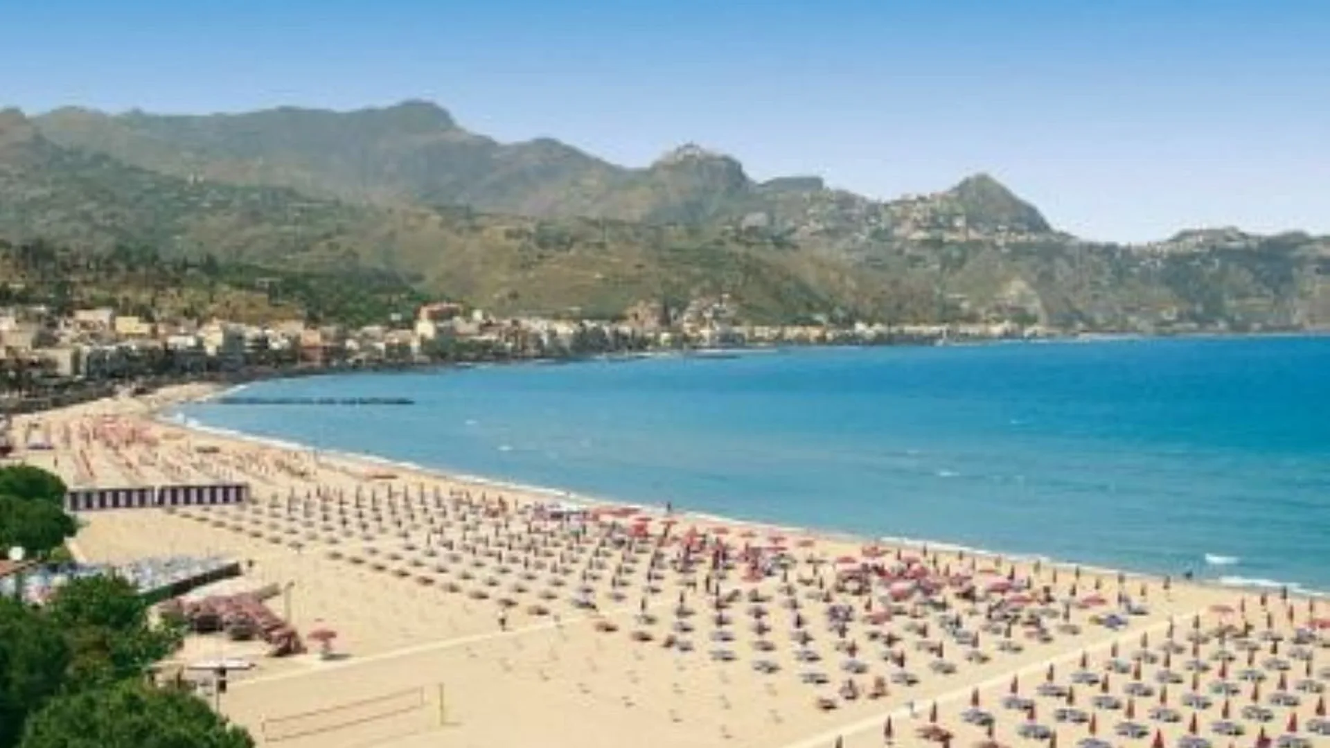 Spiaggia di Giardini Naxos — Giardini naxos (Messina) (Sicilia)